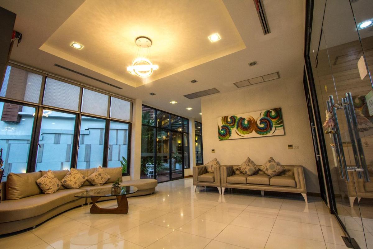 Mamaison Hotel - Housity