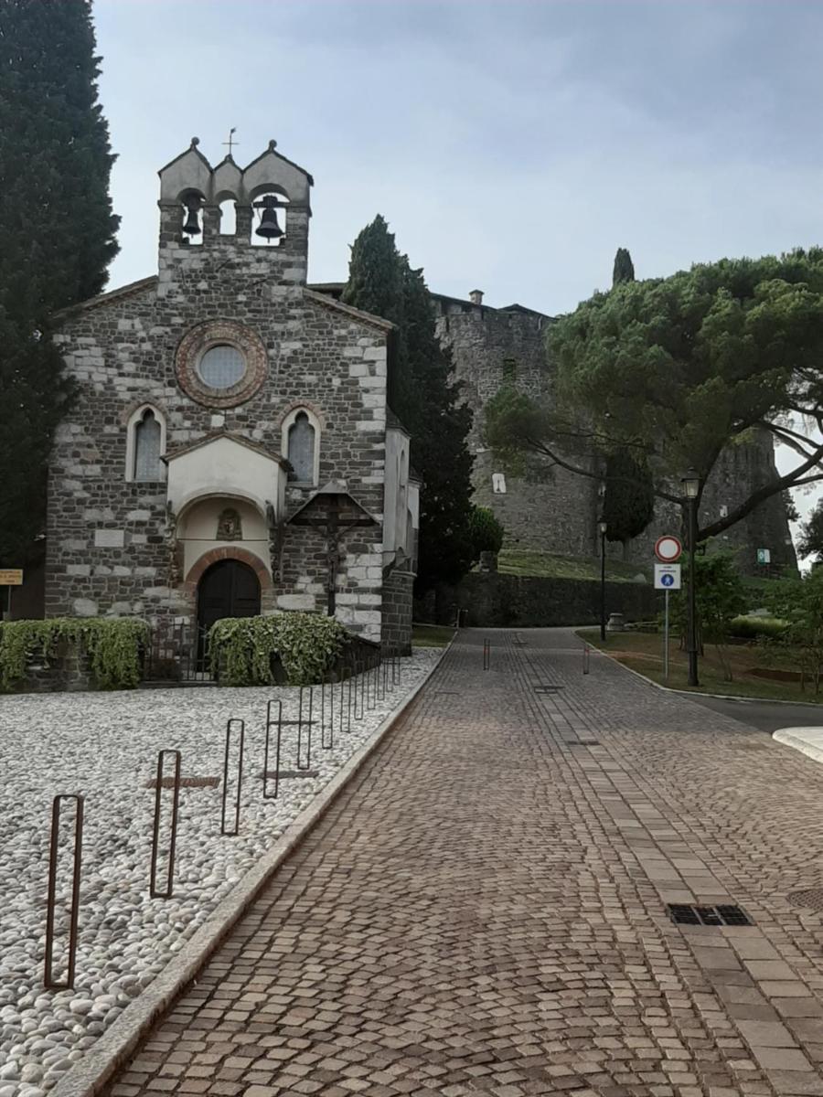 Suitetrails - Appartamentro centro vista castello