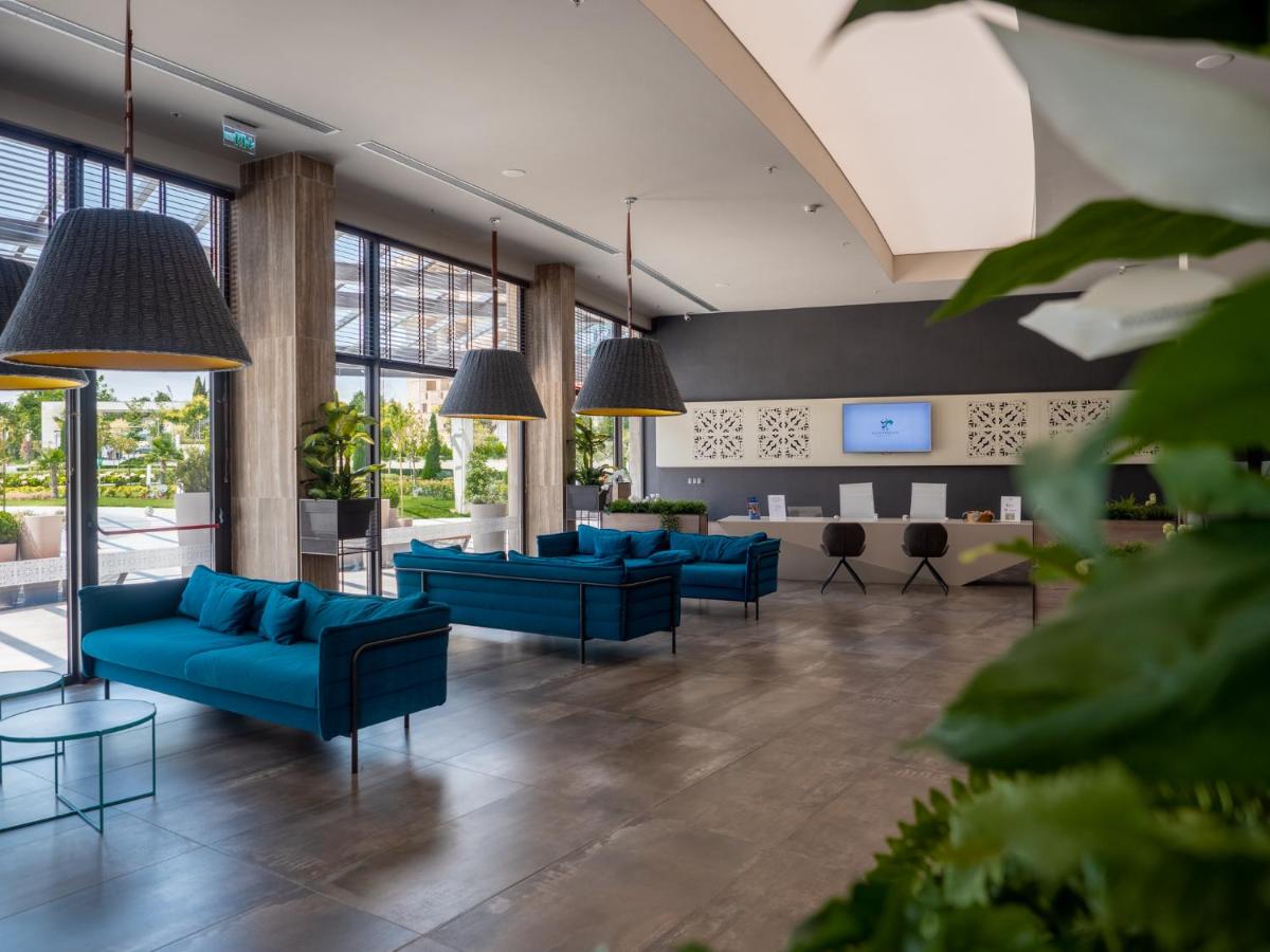 Aqua Paradise Resort & Aqua Park - Housity