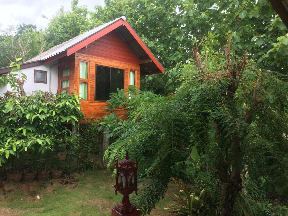 Settee Homestay - Housity
