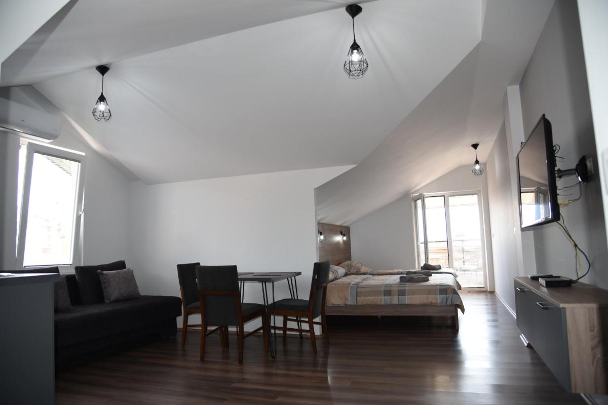 Mihail's Apartments in Ohrid - 2 - Housity