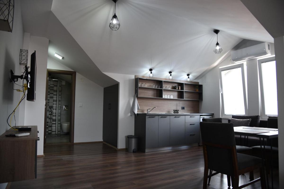 Mihail's Apartments in Ohrid - 2 - Housity