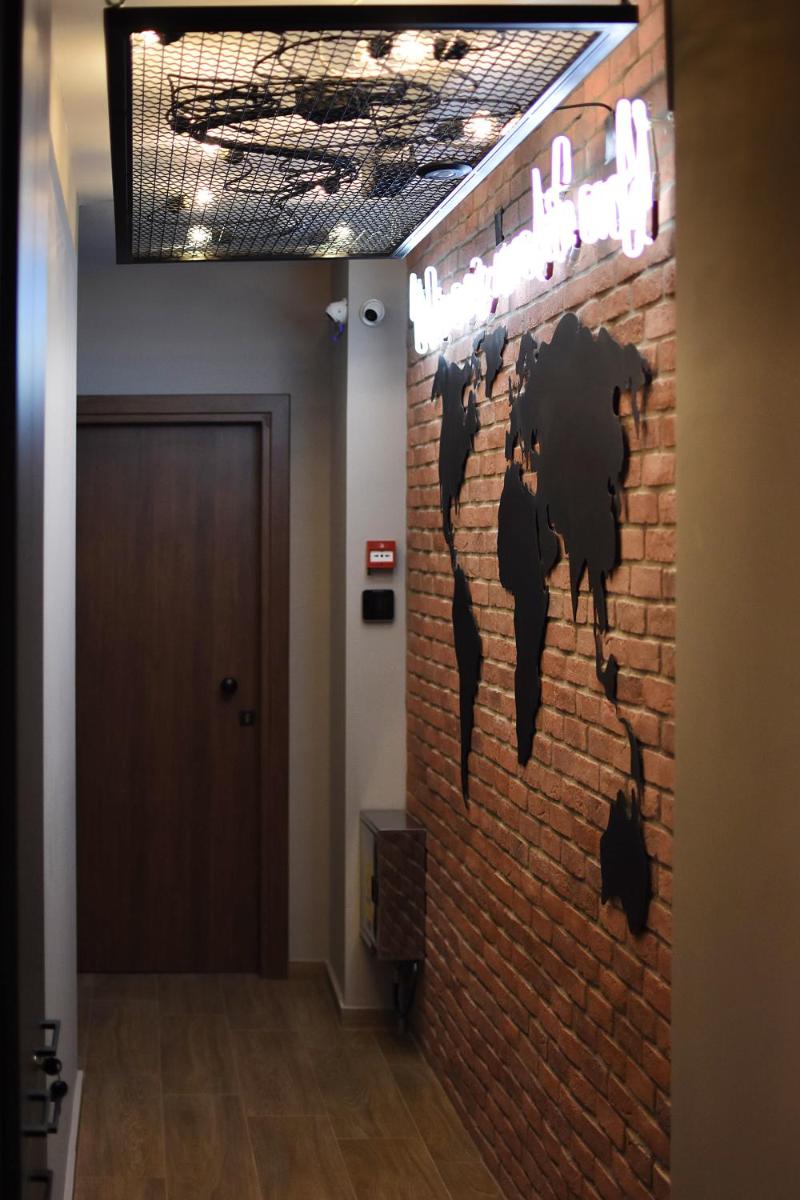 Q Luxury Rooms - Housity