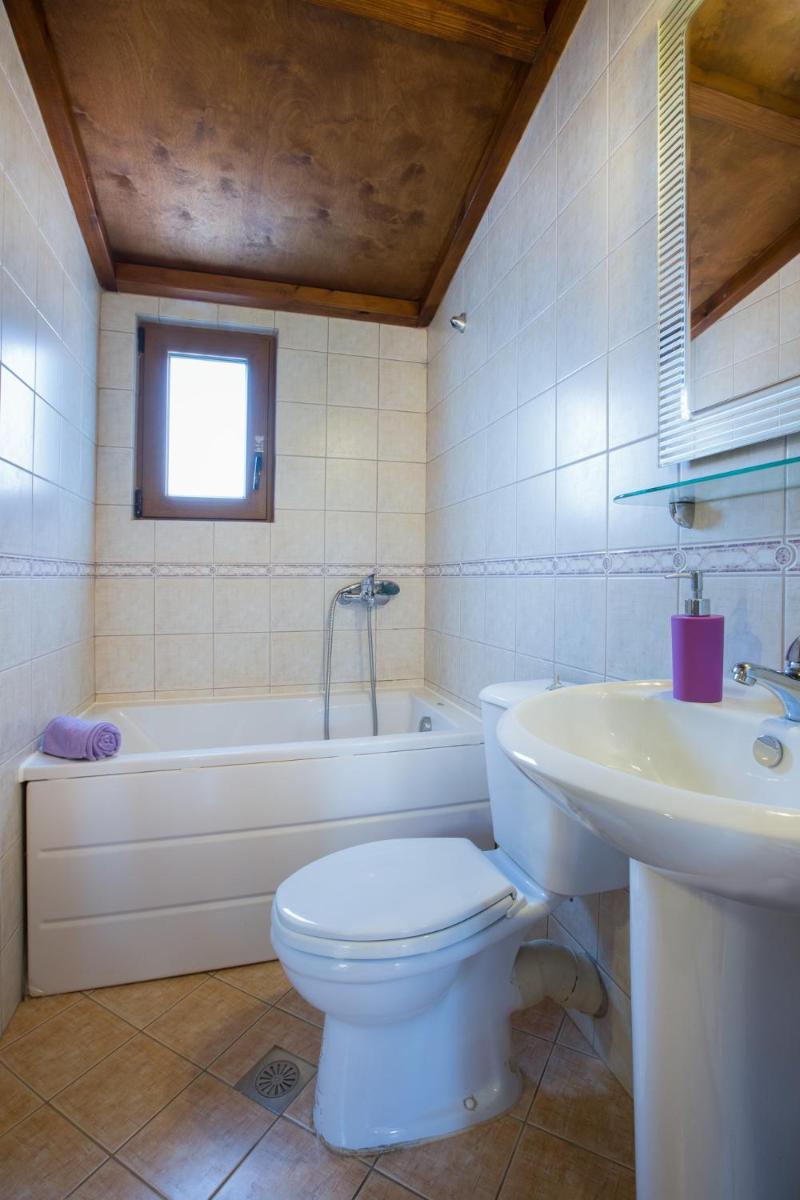 Villa Anerocurù by Chania city - Housity