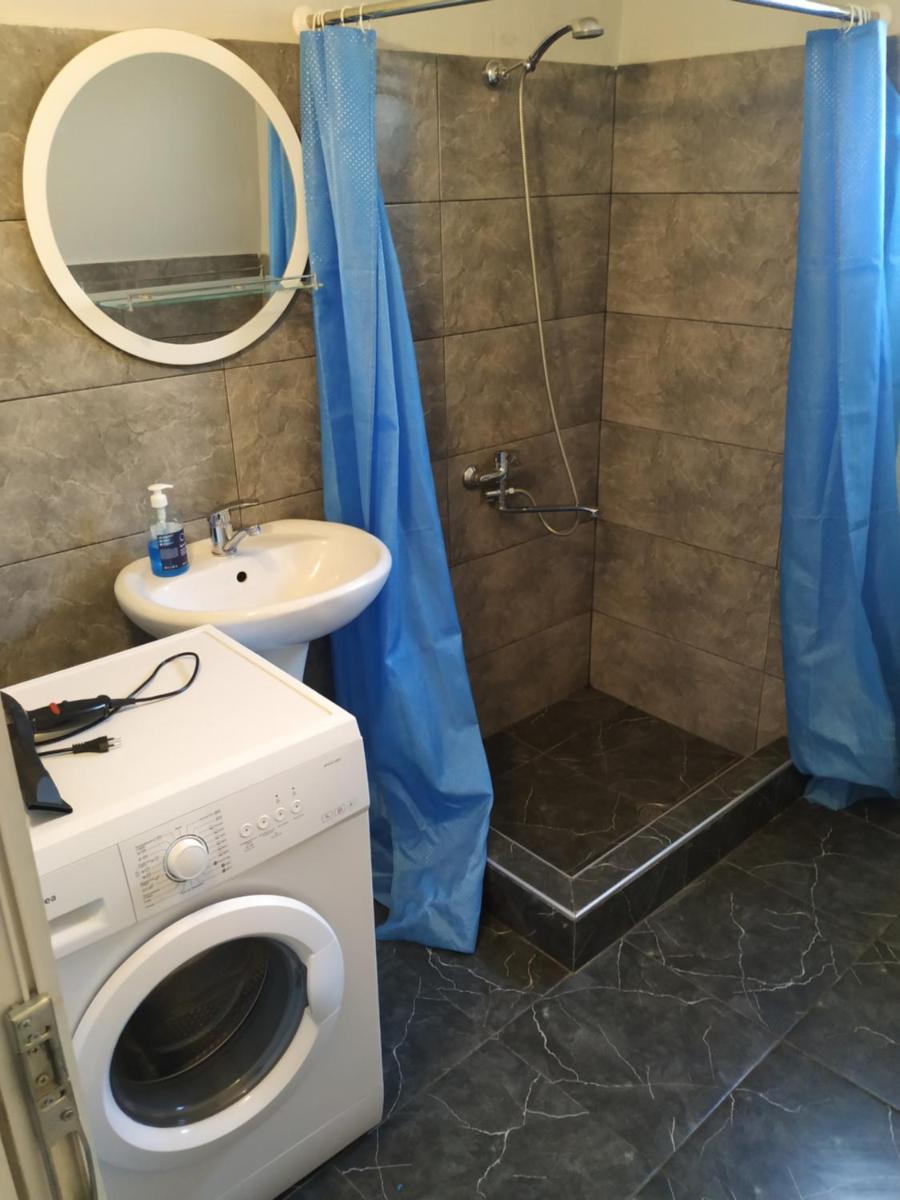 Vera Apartment - Housity