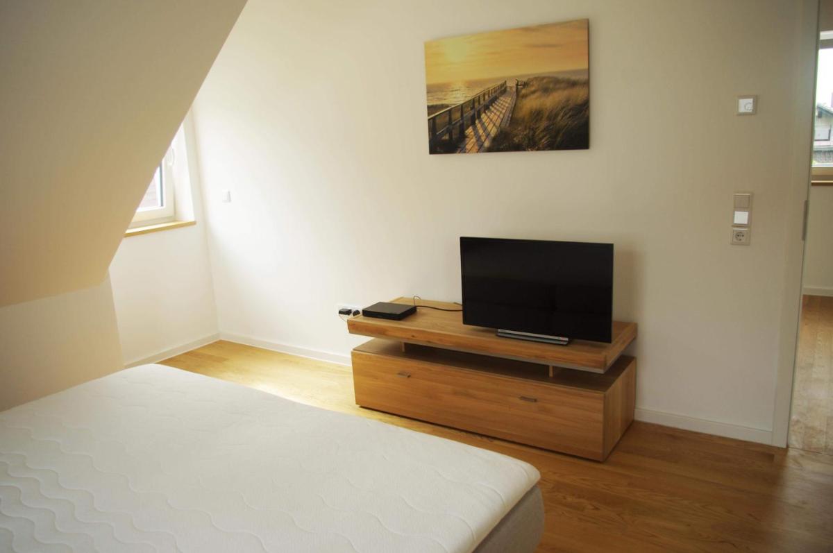 Suitetrails - Hefner's Apartment Hauptwohnung