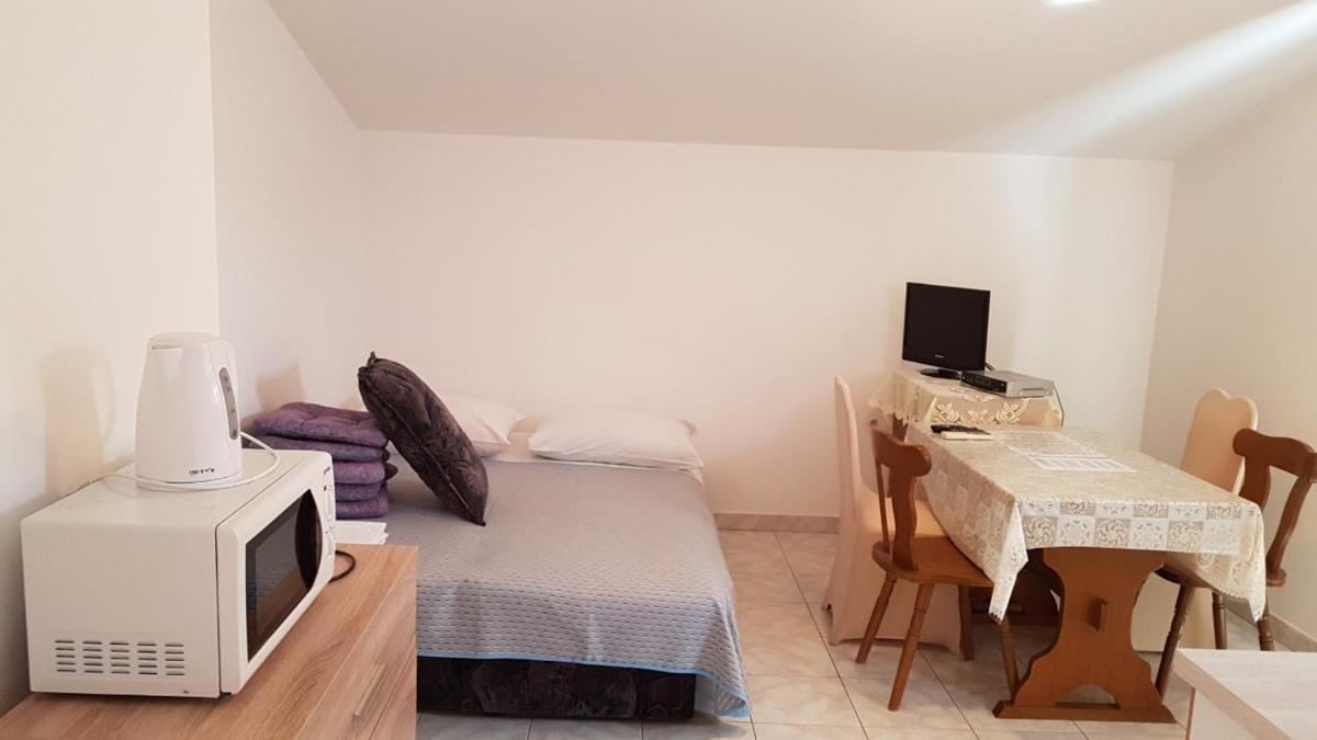 Apartments Nada - Housity