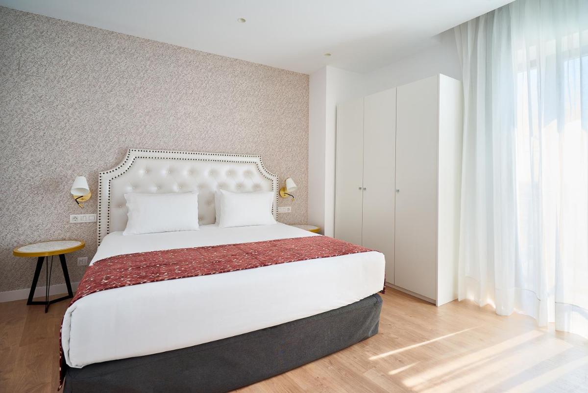 Tandem El Patio - Housity