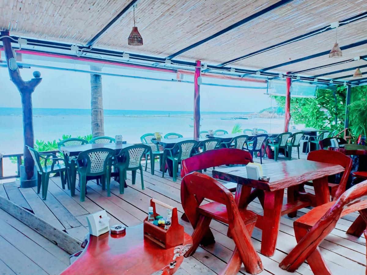 Silver Beach Bungalow - Housity