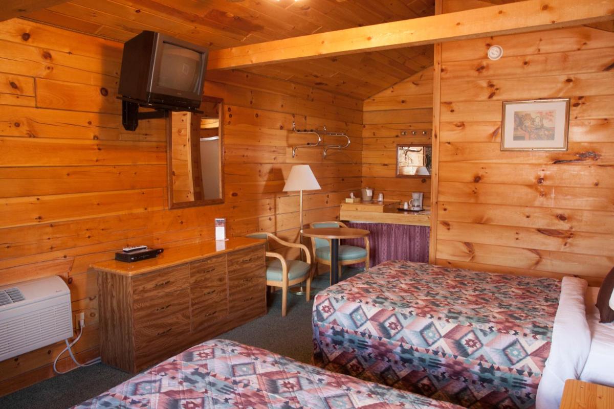 Bryce Gateway inn Cabins - Housity