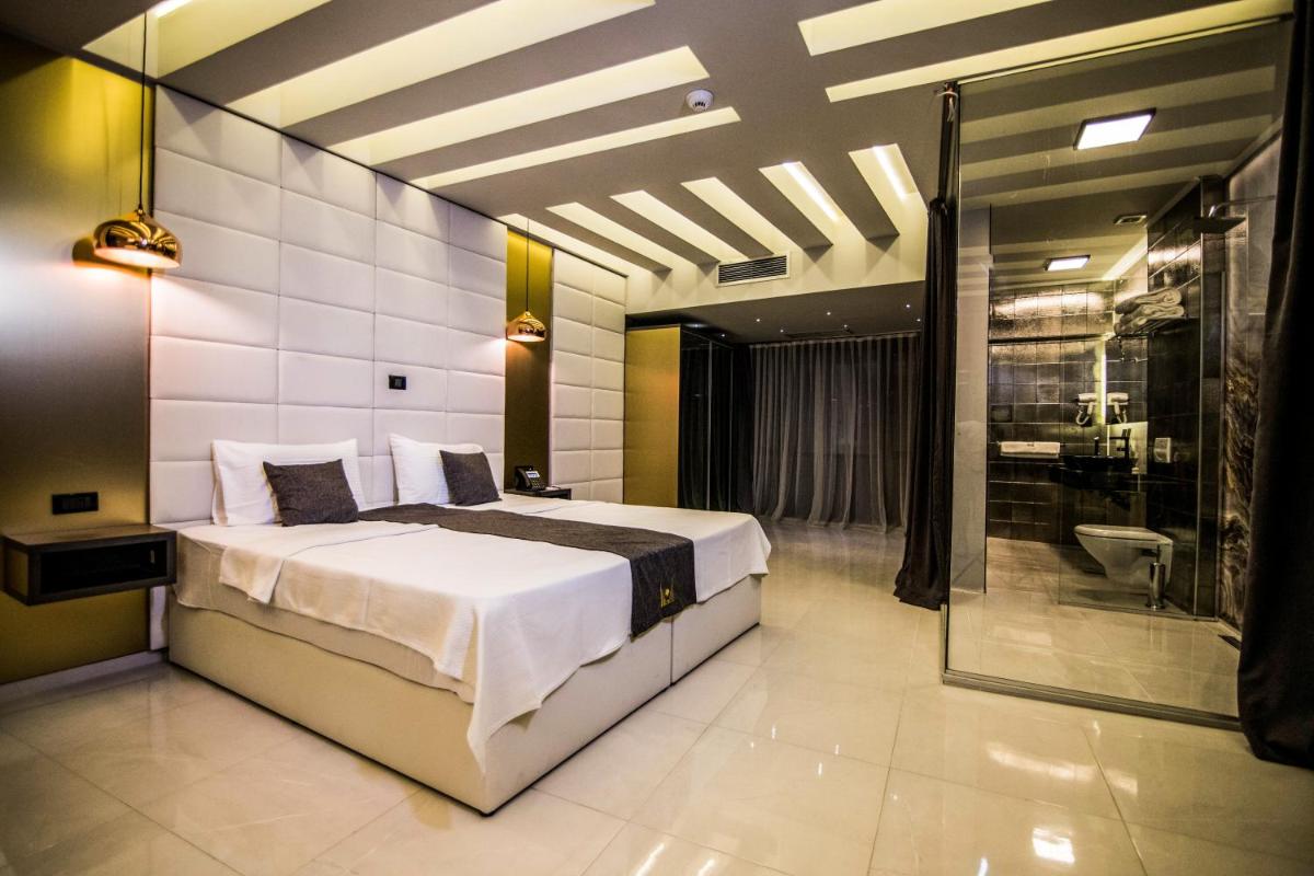 International Palace - Housity