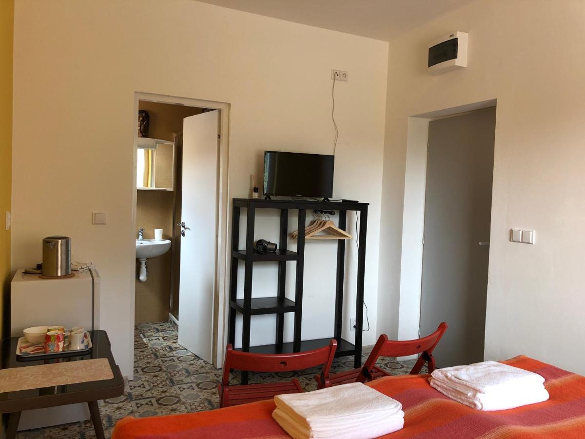 Apartmány LETO - Housity