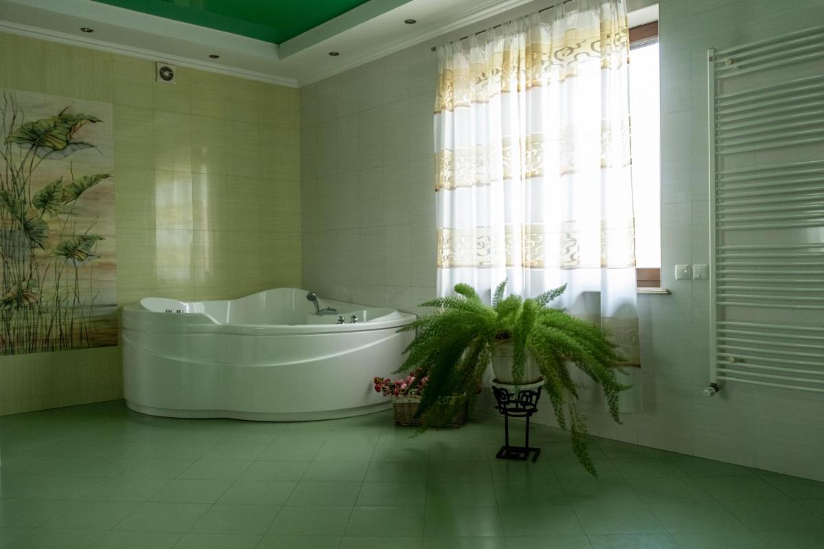 Diplomat Club Hotel - Housity