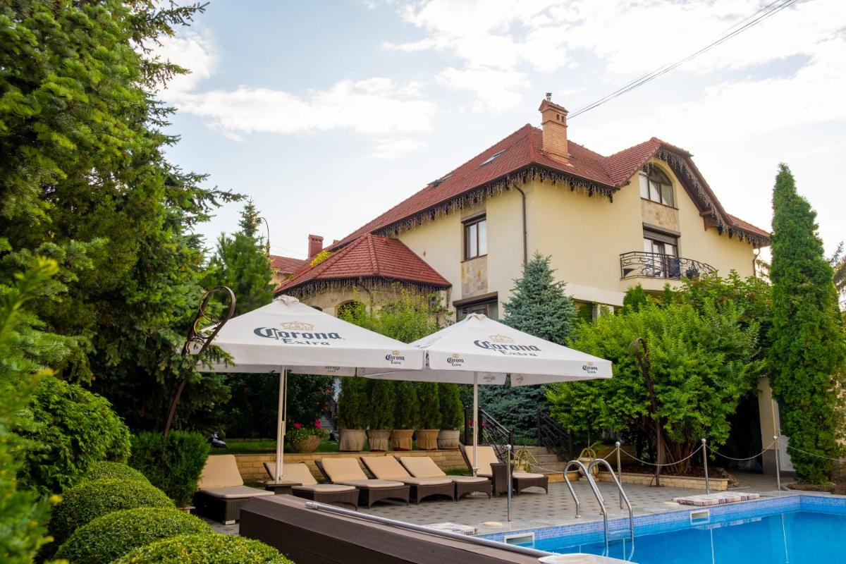 Diplomat Club Hotel - Housity