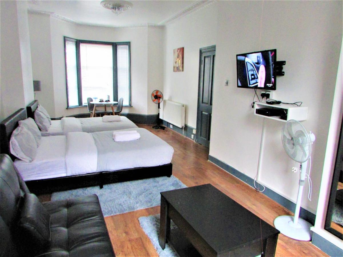 Home away from home - Housity