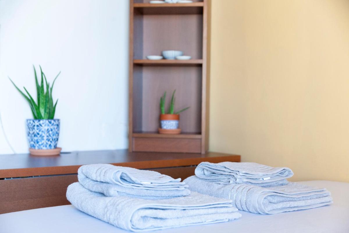 Attic Anemoessa - Housity