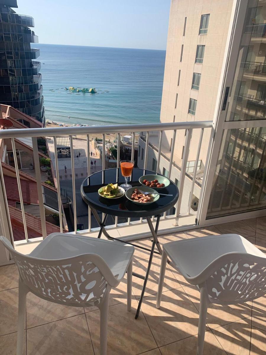 SeaView 2 Bed Apart , 30m from Playa Arenal, Garage - Housity