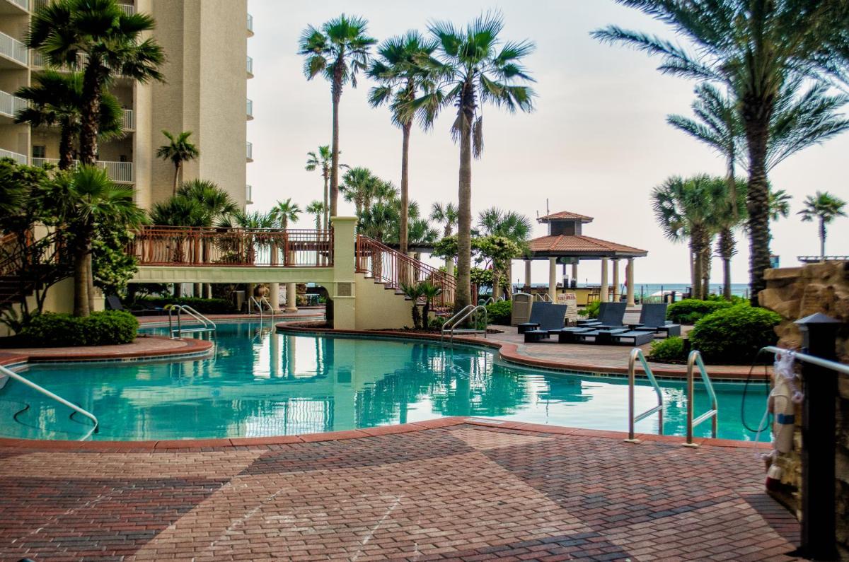 Shores of Panama Resort - Housity