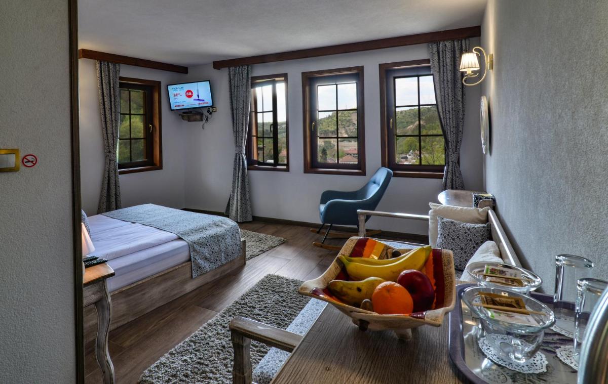 Manoleva House - Housity