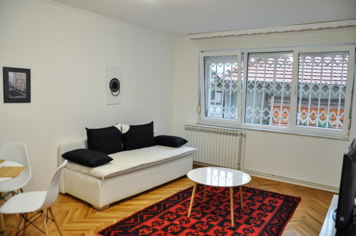 Suitetrails - Zvekir - Old Town Apartment