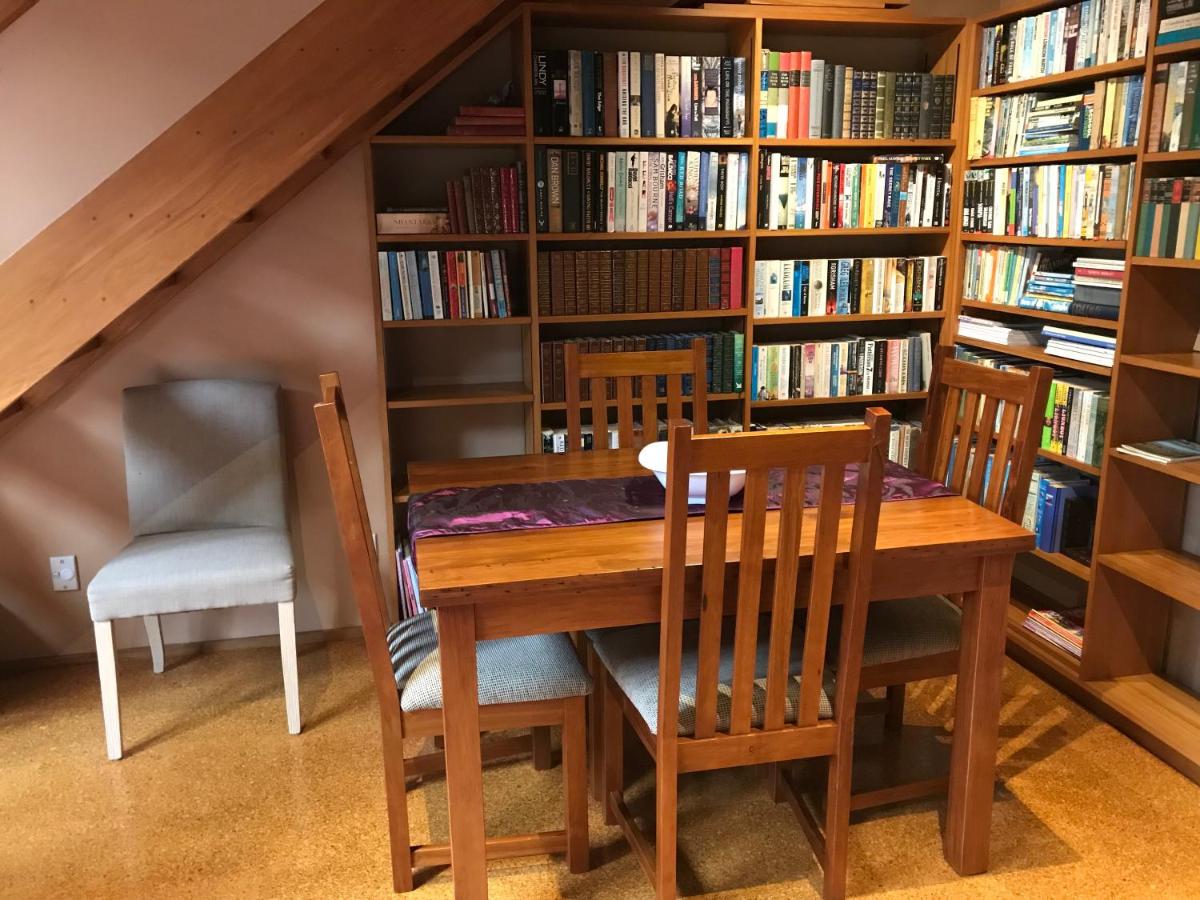 Karori Cottage - Housity