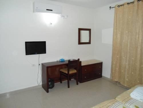 Suitetrails - Holy Land Hotel