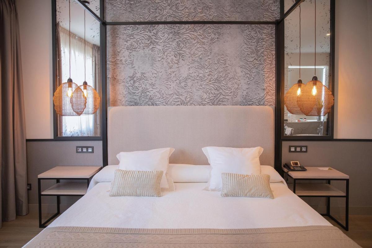 Hotel Paraiso Granada - Housity
