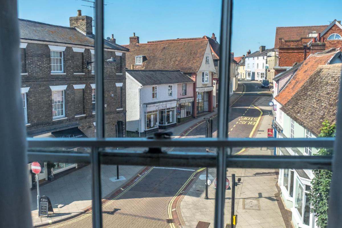 Lighthouse of Stowmarket - Housity