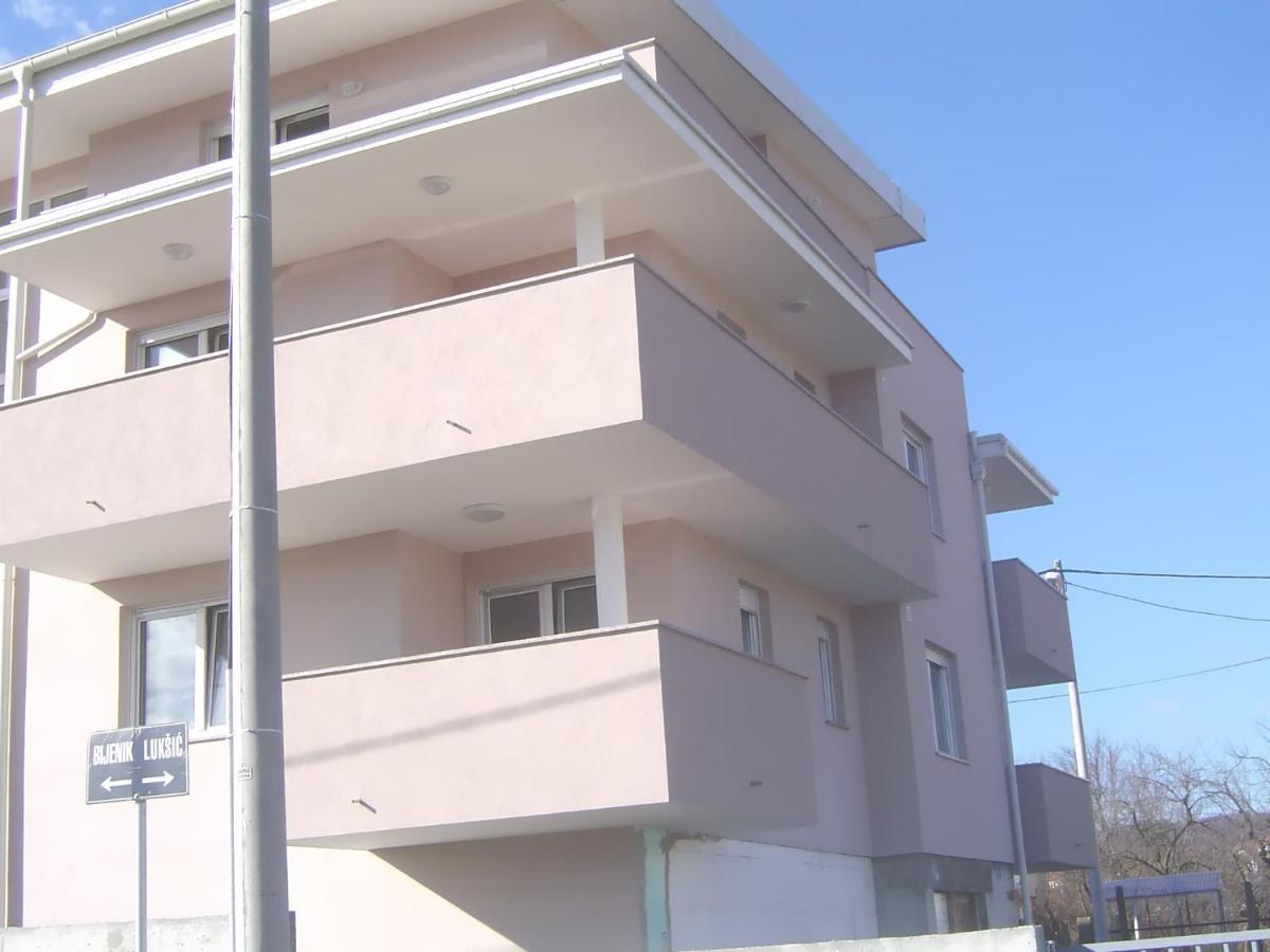 Apartmani Almica - Housity