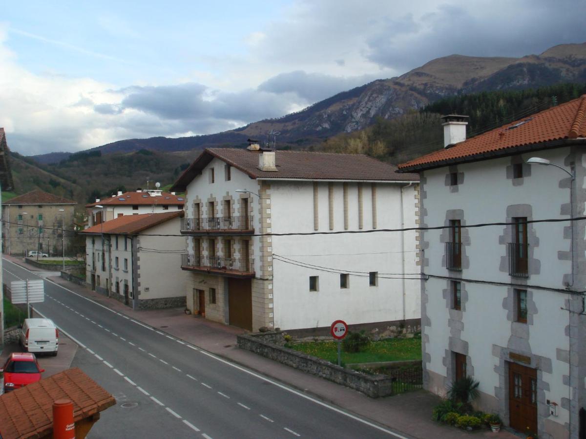 Hostal Betelu - Housity