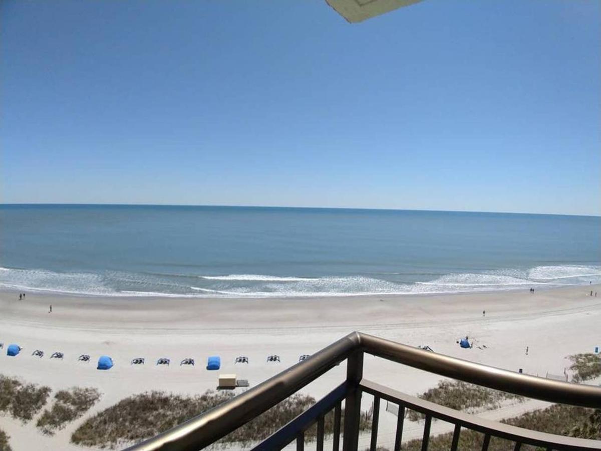 426 Belle Vue Magnificent Oceanfront studio with two balconies - Housity