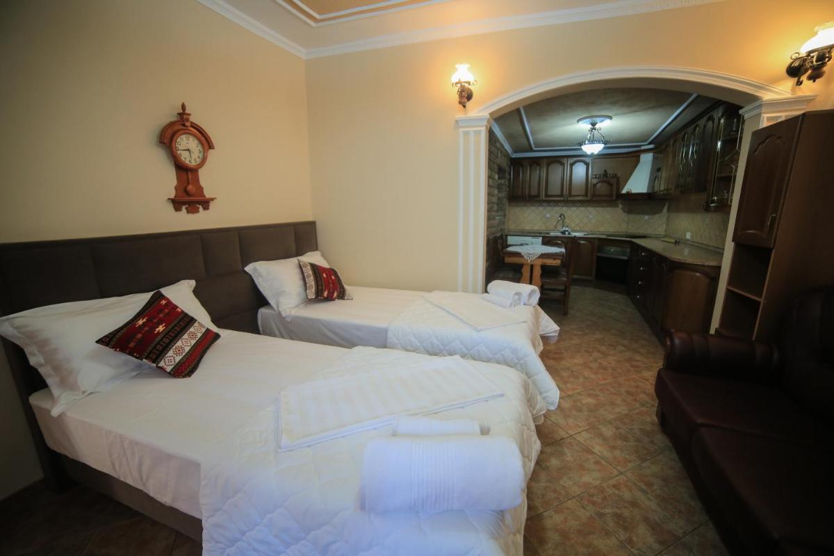 KALOSHI VILLA - Living in the Kruja Fortress - Housity