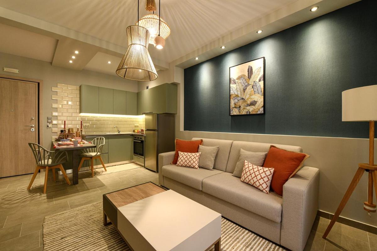Suitetrails - Sunny Luxury Suite Grey