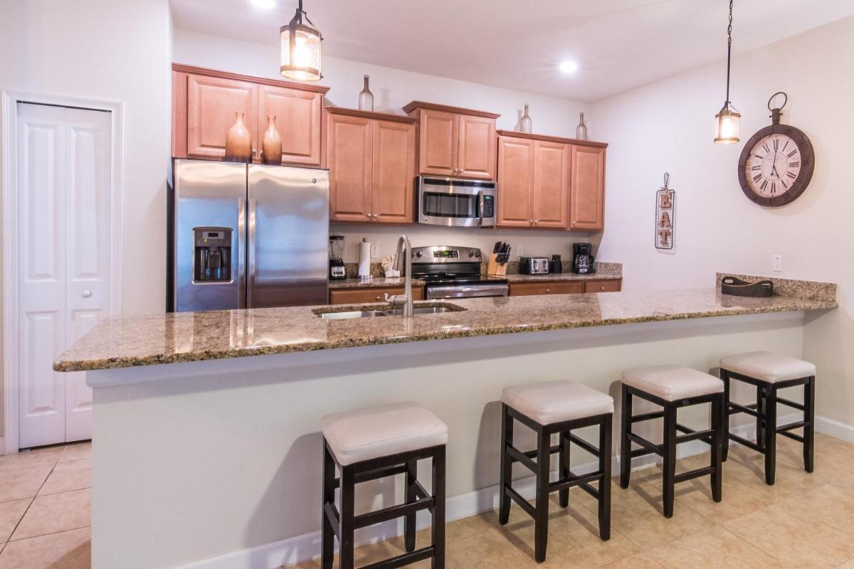 Daydreamer House at Storey Lakes - Housity