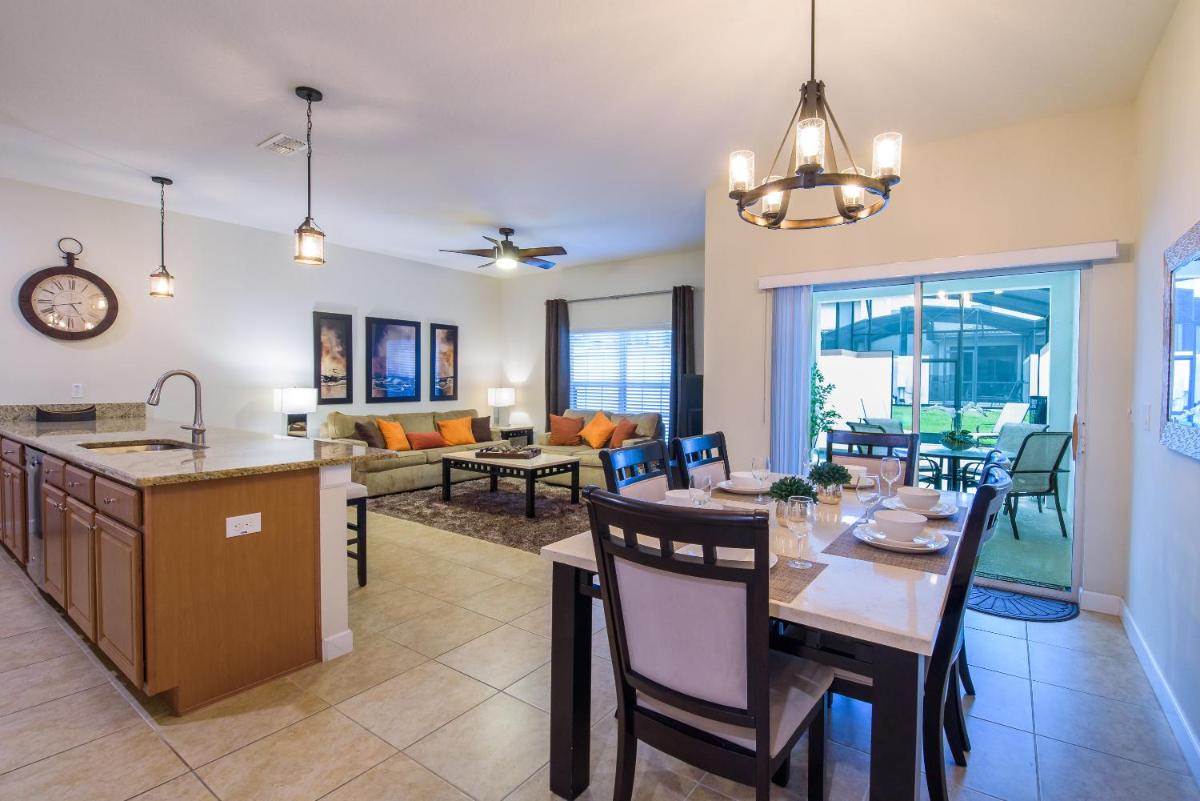 Daydreamer House at Storey Lakes - Housity