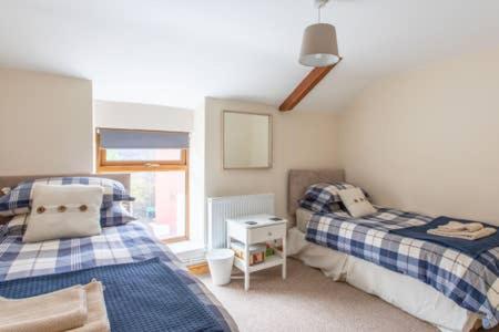 Selah Cottage, 21 Queen Street - Housity