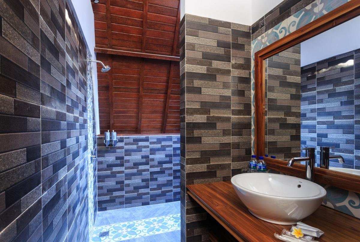 Suitetrails - Tanjung Lima Villas Labuan Bajo