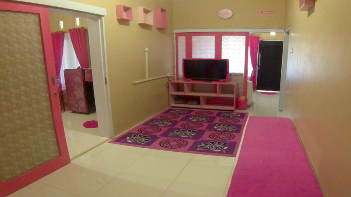 Kanalan Homestay Banyuwangi - Housity