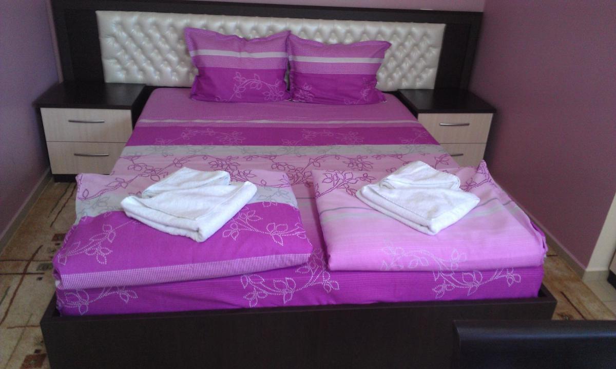 Royal Hotel - Housity