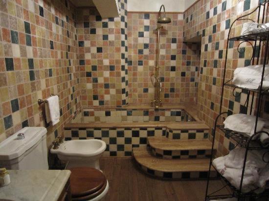 Locanda Pietrasantese B&B - Housity