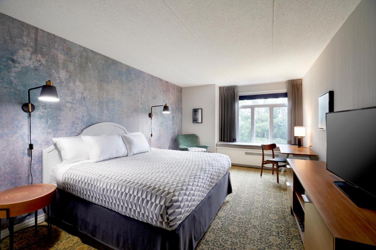 Tarrytown House Estate on the Hudson - Housity