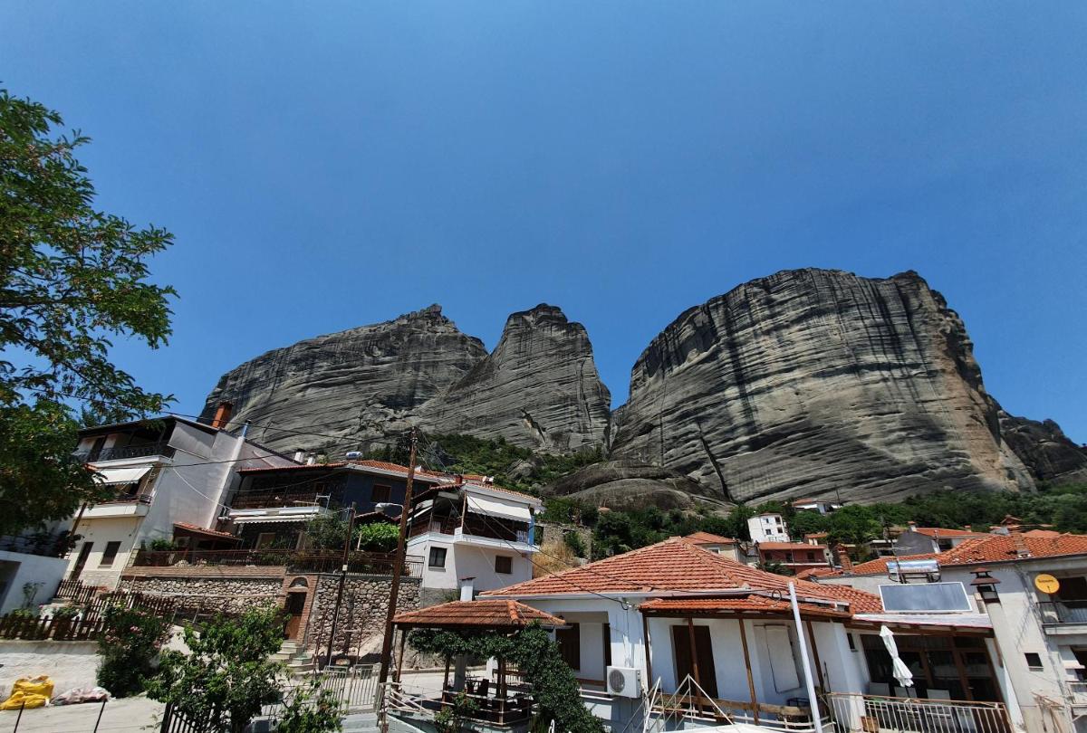 Nikos, Old Kalabaka Apartment - Housity