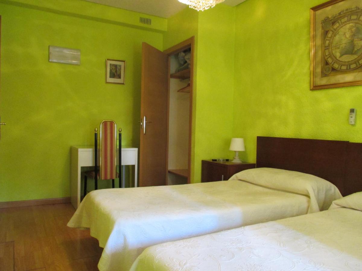 Hostal Pradillo - Housity
