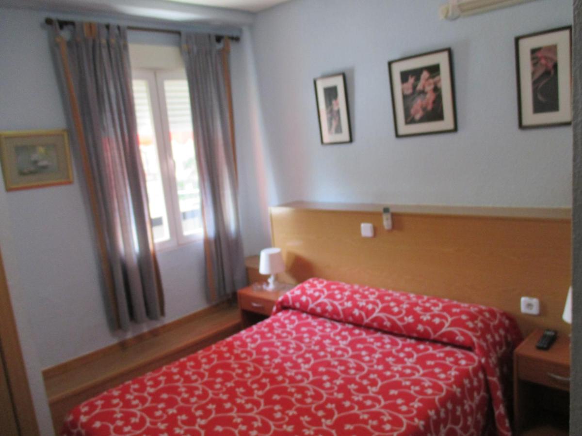 Hostal Pradillo - Housity