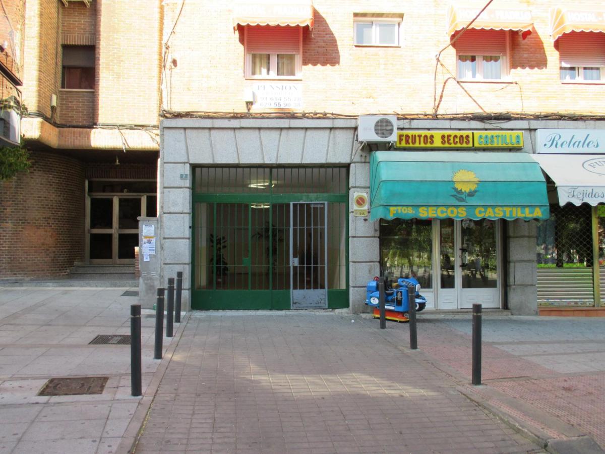 Hostal Pradillo - Housity