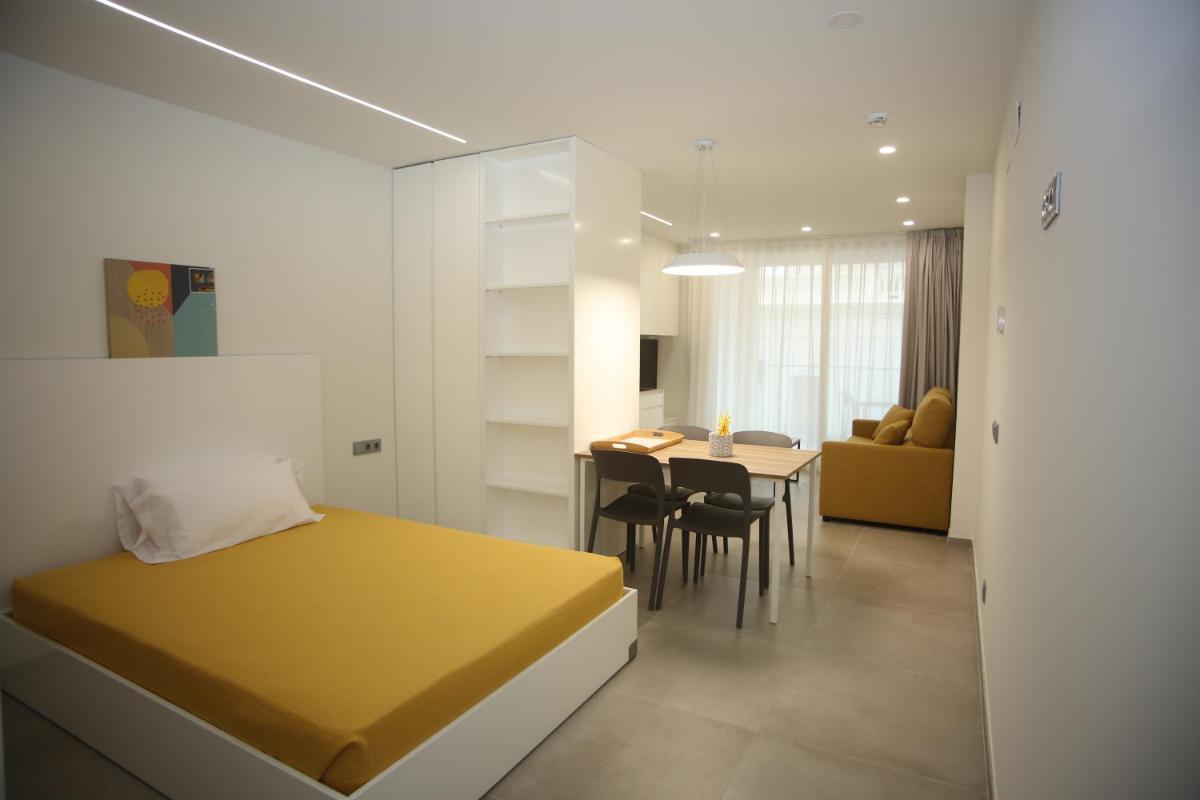 Iberflat APARTAMENTOS LOS PINOS - Housity