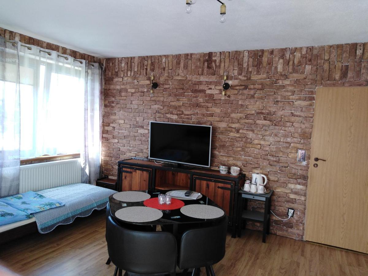 Ewa wczasy - Housity