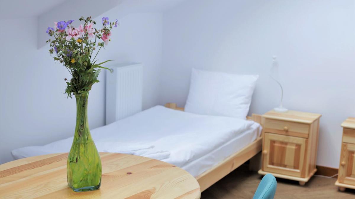 ArtRooms Pokoje Gościnne - Housity