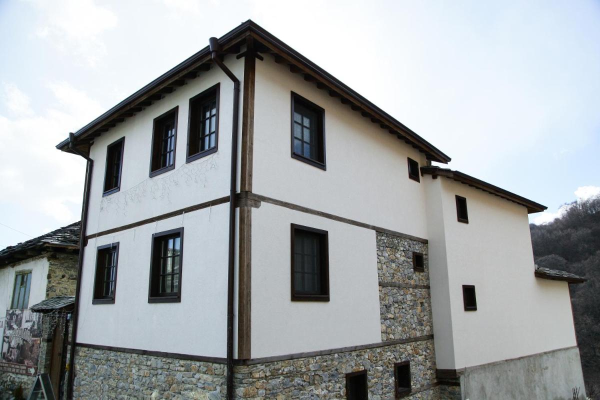 Galabova Guesthouse - Housity