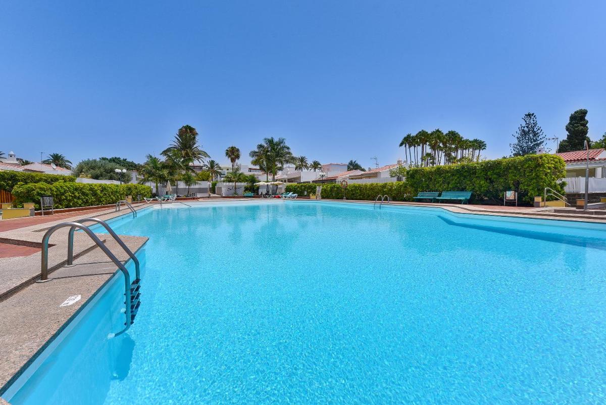 Suitetrails - Jacuzzi & Garden Holiday Home